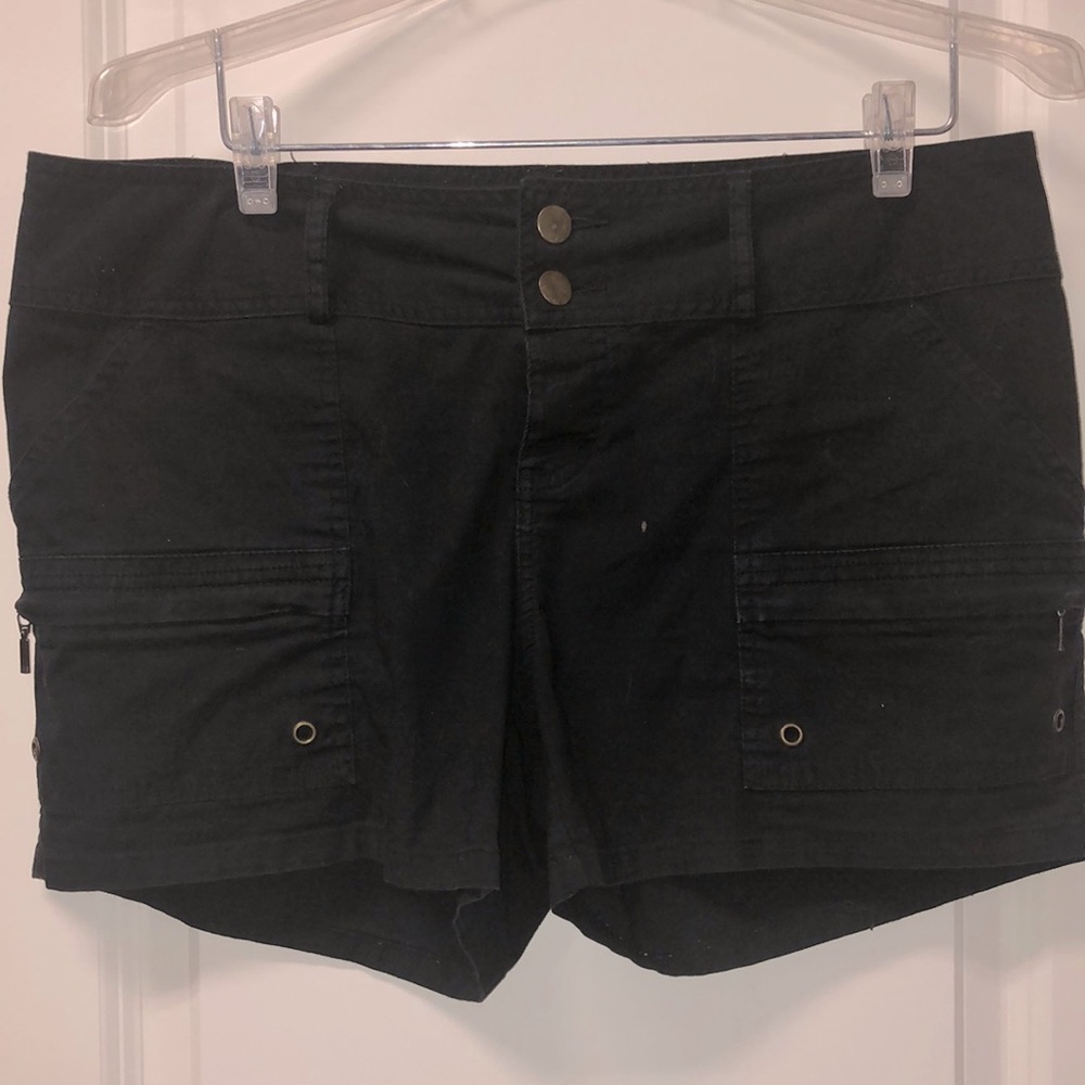 Motherhood Maternity black cargo shorts